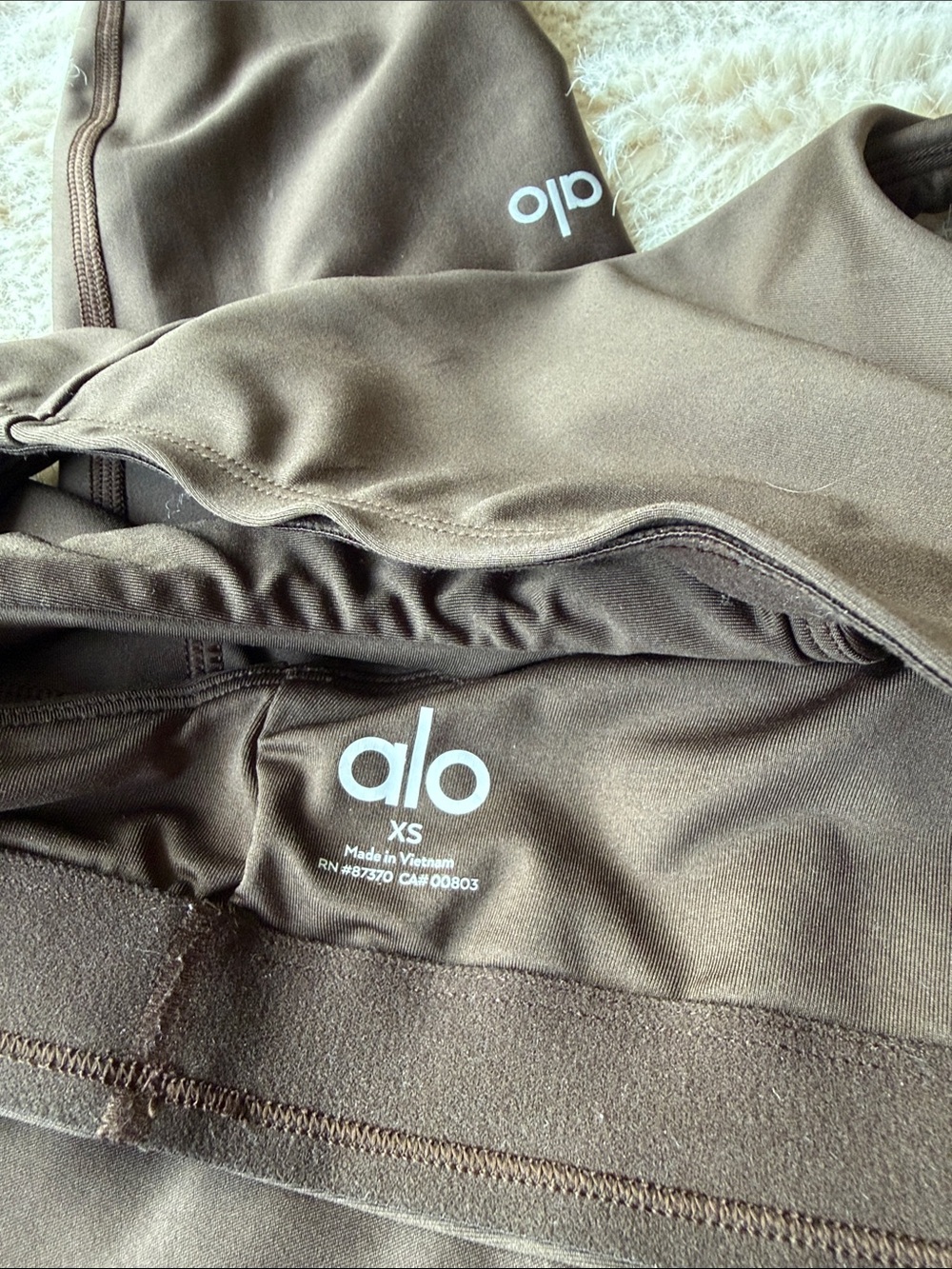 Alo Yoga Set - Picture 3 of 3